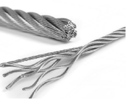 巴陵石化重点项目使用钢丝绳进行吊装